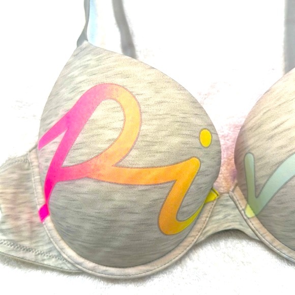 PINK Victoria’s Secret Wear Everywhere 
Push-Up Bra - Picture 2 of 6